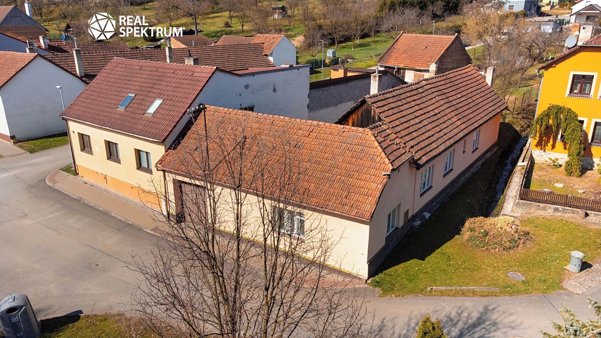 Prodej rodinného domu 120 m², pozemek 1255 m²